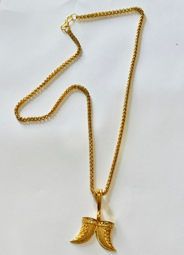 Baggy Golden Necklace