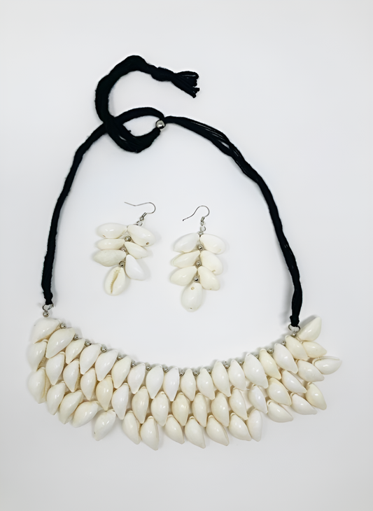 GANGA Pearl Necklace