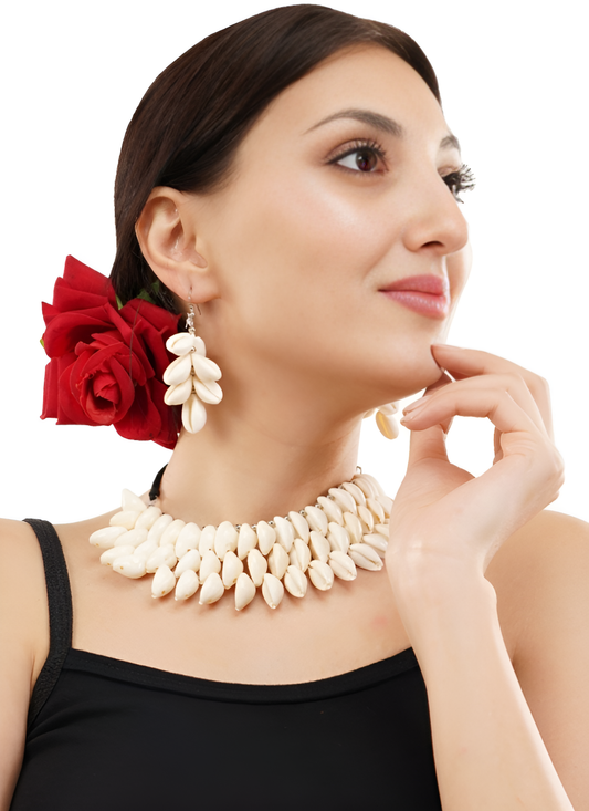 GANGA Pearl Necklace